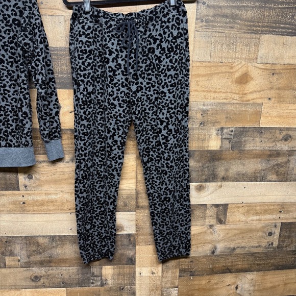 Soma WKND Leopard Print Velour Lounge Set Hoodie Pants Gray Black Size S - Picture 4 of 10